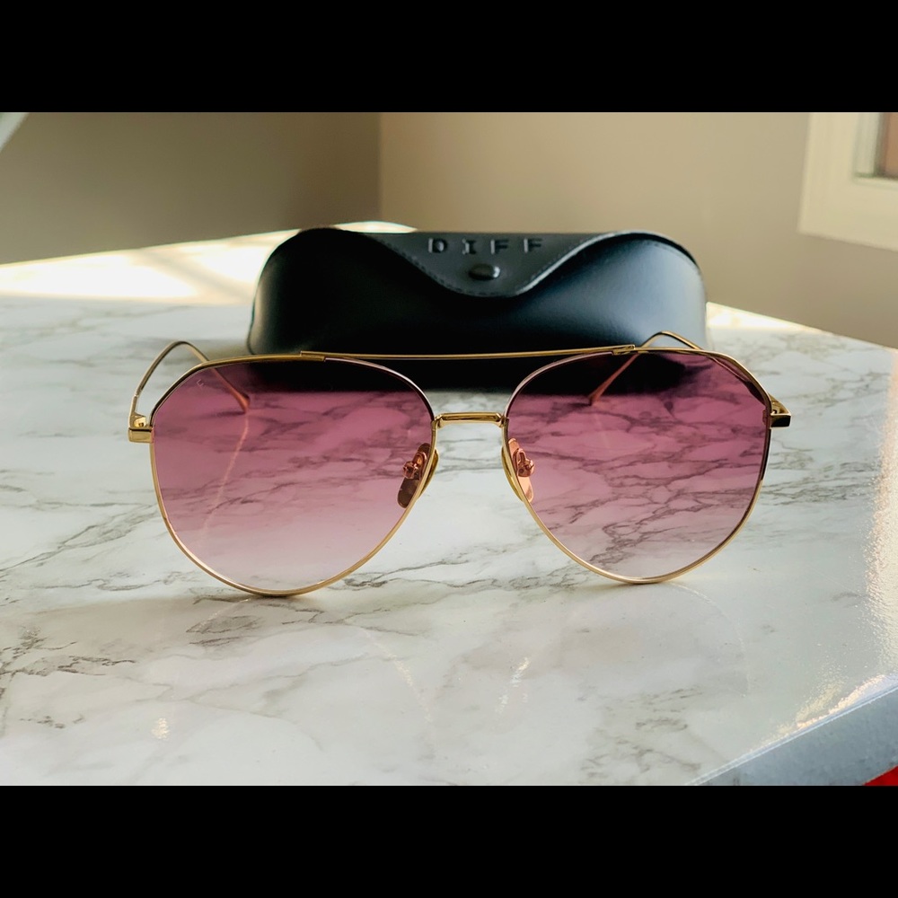 Diff Eyewear Dash Gold/Rose Gradient Sunglasses - image 3
